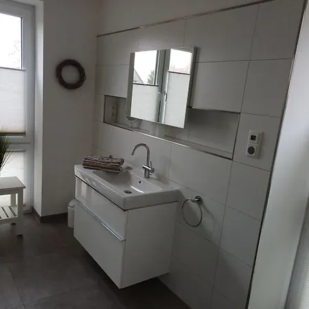 Apartamento Watn Meerblick-nordseepark Dangast, 2schlafzimmer,2baeder,kamin,parkplatz *
